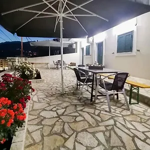 Dina's Apartment